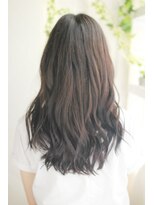 トランクイル サフリック(TRAN9UIL safric)&nbsp;20代・30代・40代　アンニュイなルーズウェーブ