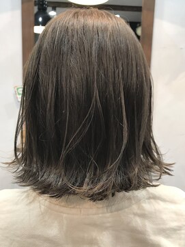 キャンバスヘアープロデュース(canvas hair produce) アッシュ×外ハネボブ