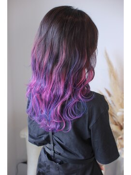 ナブラ(NABLA) ミックスカラーセミロンググラデーション