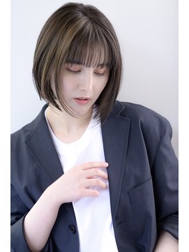 ノーヴェ(Nove) 28歳からの大人ヘア 地毛ナチュラルハイライト × シースルーBOB