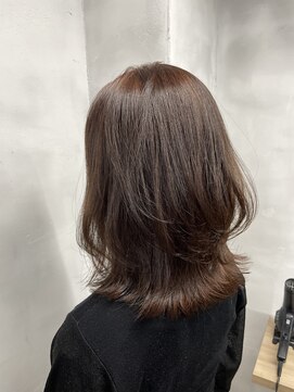 リコ(liko) 【liko 三軒茶屋 莉子】ぱつっとレイヤー