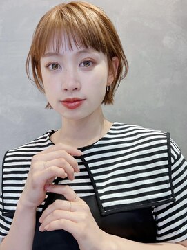 トルネード(TORNADO) 大人ショートボブ ミニボブ 前髪あり 切りっぱなし外ハネ A712