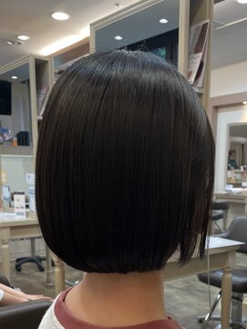 アルターリール(aL ter Rire) 黒髪/グレーベージュ/レイヤーロング/前髪パーマ