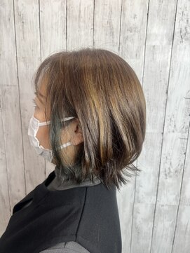 ビューティドレッセヤマノ 池袋パルコ(Beauty Dresse YAMANO) 【白髪ぼかしハイライト】【インナーカラー】ウルフボブ