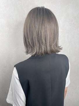 バックス(BUCKS) 切りっぱなしボブ