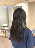 癖毛の方にもオススメなロングウェーブヘア【大石】