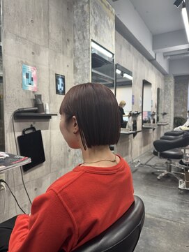 コワファースト長崎シャンプーボーイ 2nd(COIFF1RST 長崎 SHAMPOO BOY) まるみボブ ショートボブ ミニボブ