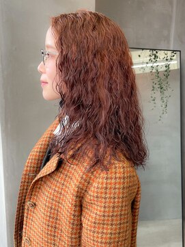 テトヘアー(teto hair) スパイラルパーマ　オレンジカラー　くるくる　赤毛