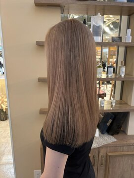 ルシュカイチマルニ(Rasca102) Rasca□ ブリーチ/髪質改善トリートメント