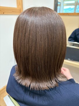 ティピ(tipi) 縮毛矯正/髪質改善/レイヤーカット/前髪/ヘッドスパ