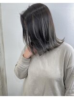 アンダーバーホワイト 南海難波店(_WHITE)&nbsp;切りっぱなしロブ☆バレイヤージュ☆アッシュグレージュ