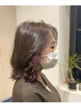 カミビト マヴィー(kamibito mavie) ラベンダーピンク/イヤリングカラー/インナーカラー/外ハネ/ボブ