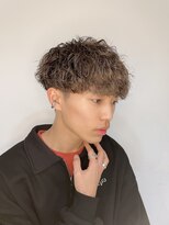 波巻きスパイラルパーマ　刈り上げツーブロック