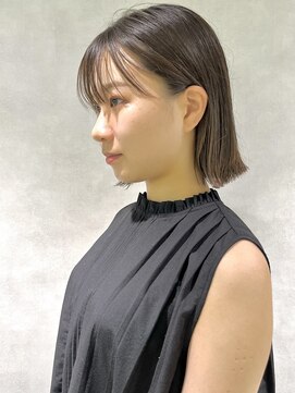 キートス(Kiitos) 耳掛け切りっぱなしボブ