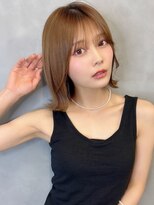 アイユー(ii+U)&nbsp;外ハネ　顔周りカット　小顔カット　大人可愛い