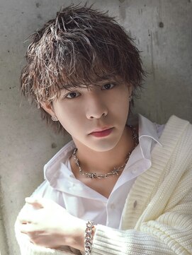 アルファ 新宿(alpha) フェザーパーマ/刈り上げセンターパート/サーフカール[新宿]