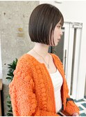 ミニボブ×オリーブベージュ