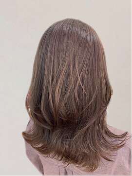 ヘアーワークスタジオ ノイズ(noize) #ベージュカラー　#柔らかベージュ　#くびれヘア