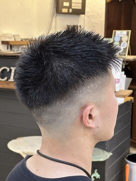 ロストシティ 横浜(LOST CITY) スキンフェード　ベリーショート大人ヘア【横浜】