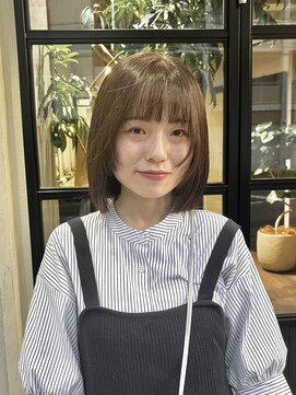 ウェーブ(WAVE) 顔まわりレイヤーボブ