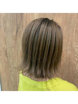 アーベンフィール 金沢松村店 シャドールーツ　オリーブベージュ