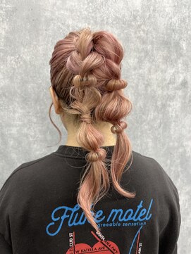 タイ(～tie.) ヘアアレンジ