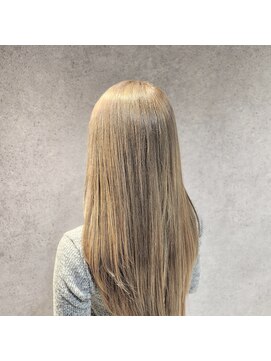 ナチュラル 新宿店(Natural) ミルクティーベージュ