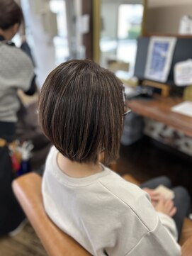 アート(art) 大人かわいいグラデーションボブ