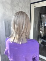 カカフロントオブザミラー(KaKa front of the mirror)&nbsp;ホワイトベージュ