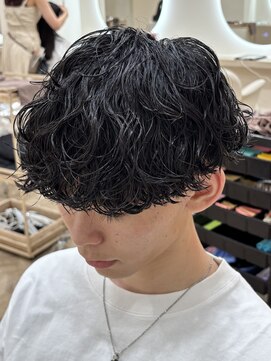 ボンドストーリールミエール(Bond Story lumiere) 名古屋/メンズカット/メンズパーマ/眉毛/波巻きスパイラル