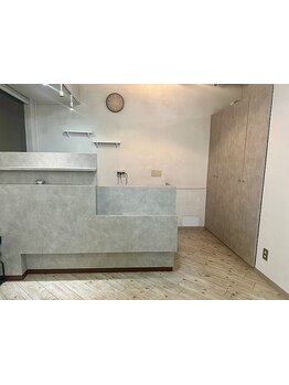 【髪質改善専門店】お客様のお悩みを解決へ!今までよりも明るく感じていただけるように店内リニューアル☆