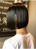 ぱっつんボブ／ショート