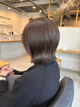 バトー バイ トリコ 船橋北口店(BATEAU by tricot) #切りっぱなし風外ハネレイヤー