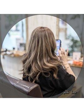 ピヴォヘアー(pivo hair) ハイライト ミルクティーベージュ