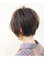 キアラ(Kchiara)&nbsp;大人の洗練された耳かけショート