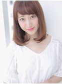 短めバングをMIXした重軽スタイル