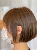 ショートボブ