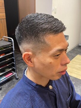 ヘアーズロー(hair's LOWE) 【 hair's LOWE 】ベリーショート/フェードカット/短髪/黒髪