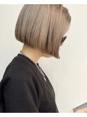 ぷつっとボブミニボブ内巻きボブミルクティーカラーハイトーン