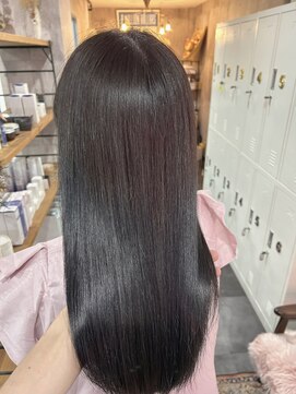 トゥーミー(to mee) シルバーベージュ♪【新田】