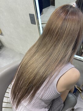 ニーナ ビューティーサロン(NINA Beauty Salon) パールベージュ♪#グラデーションロング#ロング