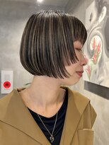 ブルックス&nbsp;ハイライト 大人ボブ  レイヤーボブ アッシュベージュ ショート