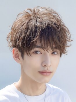 ルミヘアー 金沢駅西口店(Lumi hair)の写真/《金沢駅西口すぐ》「カット¥2900~/カット+パーマ¥7000~」ONもOFFもキマる再現性の高いスタイルが人気*