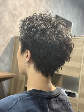 スウェルホワイト(SWELL WHITE) スパイキショートピンパーマツイストショートパーマ極道パーマ