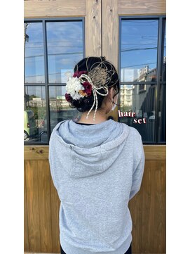 ライフイズ 磐田本店(Life is...) 成人式前撮りヘア/ふわふわシニヨン/ヘアセット