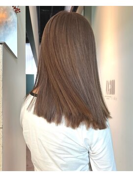 シキ 渋谷(siki) ベージュカラー/ブリーチなしダブルカラー/赤み消し/渋谷/原宿