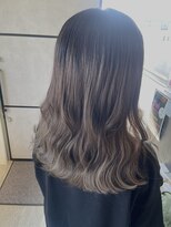 ビーケアーズ リアン(be-cares Lien)&nbsp;くすみベージュグラデーション