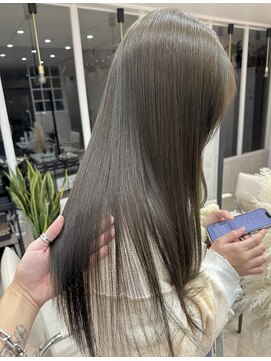 オリーブグレージュ【20代/30代/髪質改善/ブリーチ/ダブルカラー