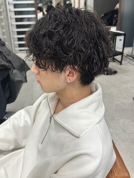 ワンズ リー 下北沢店(ONE's ly) センターパート波巻きパーマニュアンスパーマ