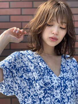 ブラウヘアアンドケア(care) 外ハネミディ&シースルーバング